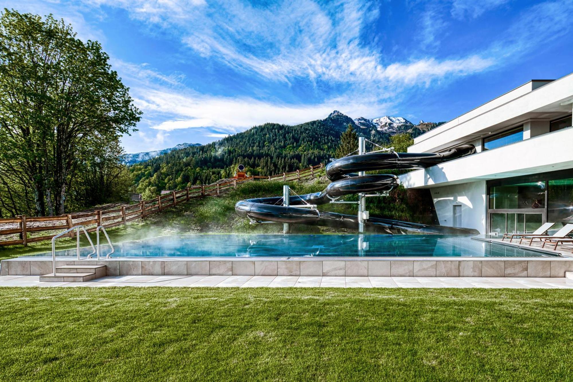 Falkensteiner Family Hotel Montafon - The Leading Hotels Of The World Шрунс Экстерьер фото